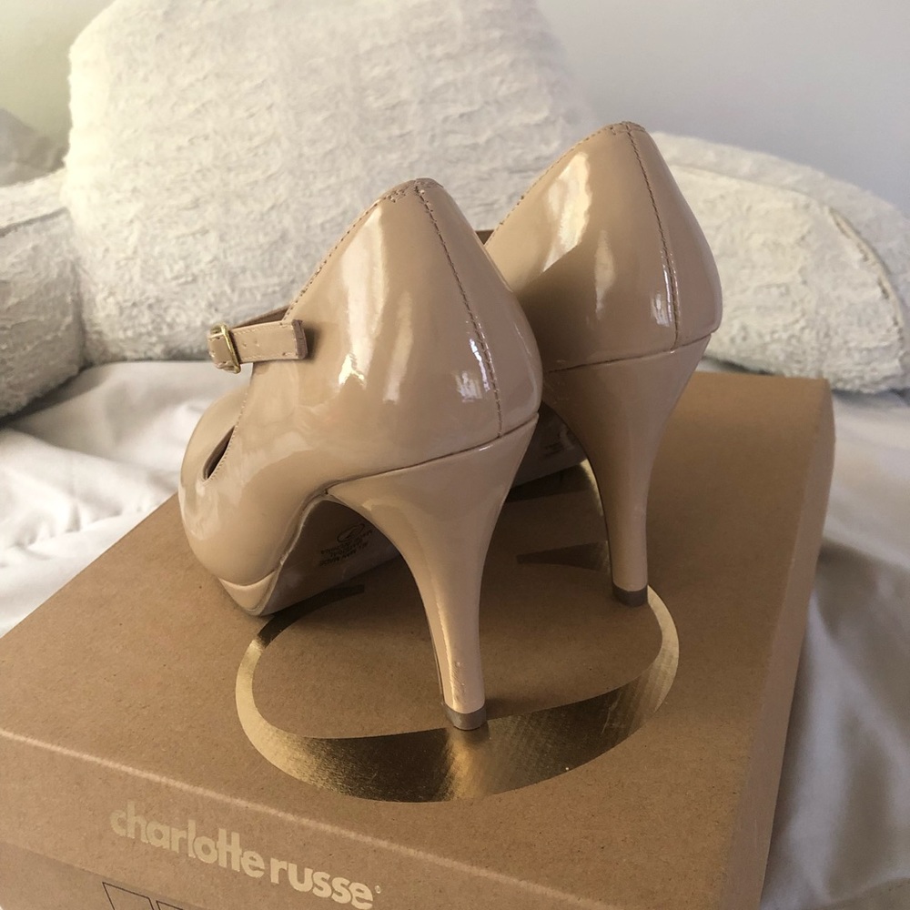 Beige Heels - Picture 2 of 4
